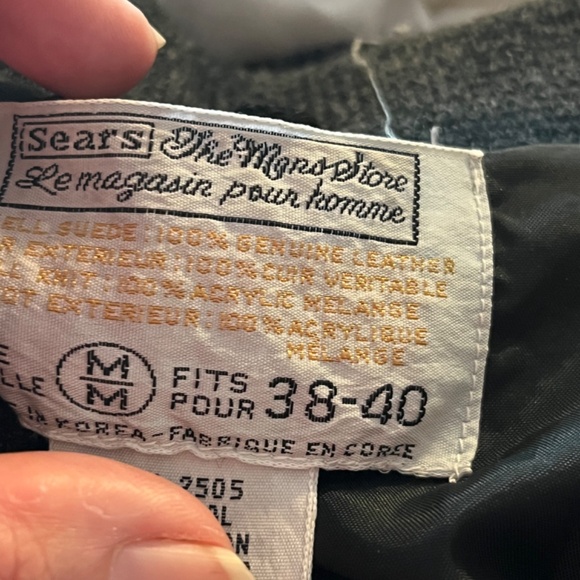 Sears size M cardigan - Picture 15 of 15